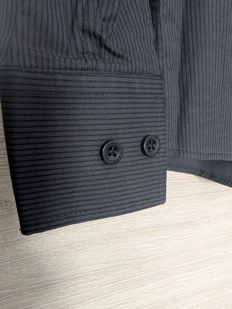 Camisa de hombre Giorgio Armani, talla M, elástica, en muy buen estado – photo 4